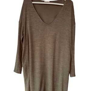 Aritzia Olive Green V-Neck Tunic Top